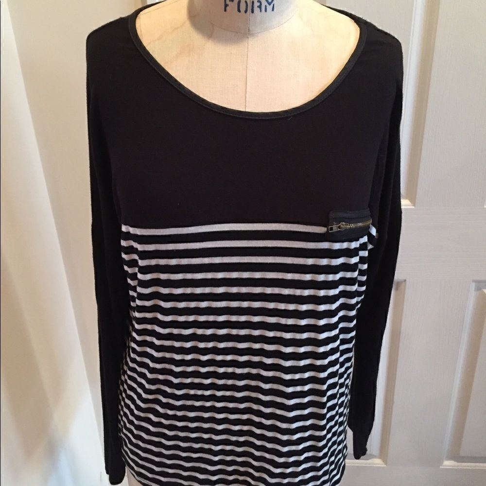 Yumi Los Angeles Top 